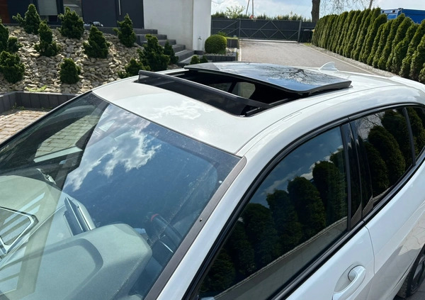 BMW Seria 1 cena 132000 przebieg: 42000, rok produkcji 2021 z Tuszyn małe 172